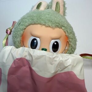 Pop Mart Green Grape Macaron Labubu new in box